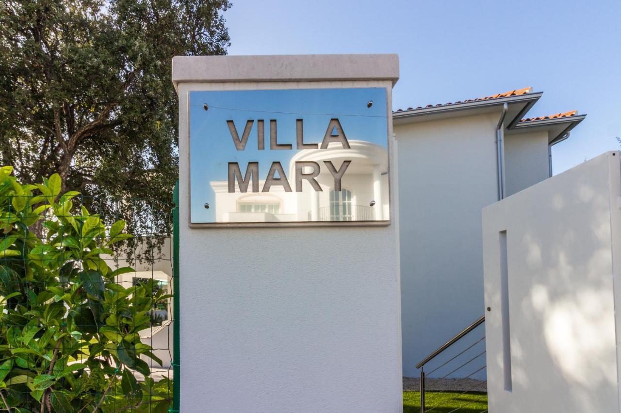 Villa Mary Olbia Exteriör bild